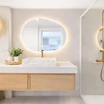 Апартаменти New Oceanfront Luxury Sinesedesignhomes